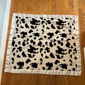 Adorable My Blankee cow print baby blanket.  Soft on both sides of blanket.